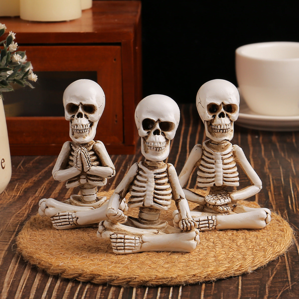 Decoración de calaveras para meditación de escritorio para Halloween