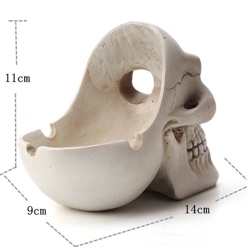 Horror skull ashtray