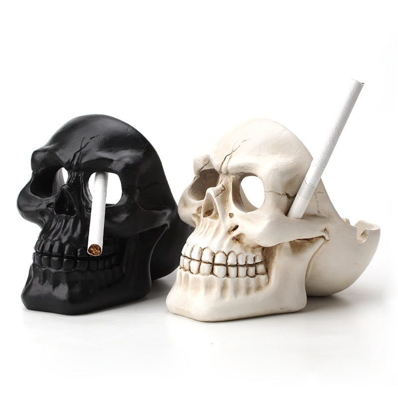 Horror skull ashtray