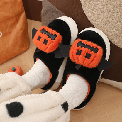 Pantuflas de calabaza divertidas de dibujos animados de Halloween con diseño de alas pequeñas, pantuflas de algodón antideslizantes para el suelo del dormitorio, pantuflas de casa de invierno para parejas