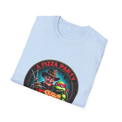 Camiseta unisex de estilo suave Una fiesta de pizza en Elm Street (parte delantera y trasera)