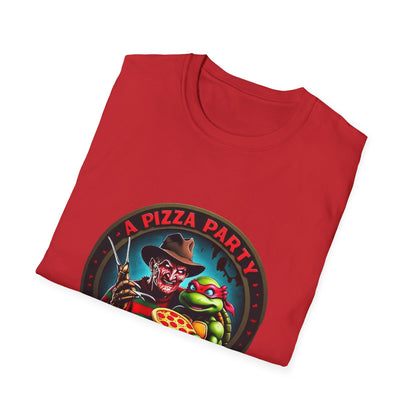 Camiseta unisex de estilo suave Una fiesta de pizza en Elm Street (parte delantera y trasera)