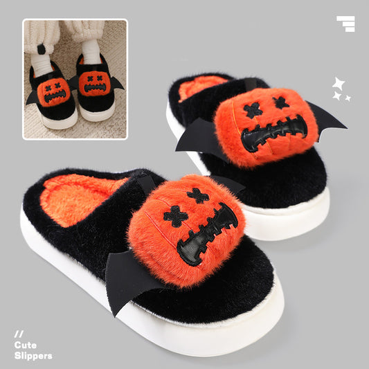 Pantuflas de calabaza divertidas de dibujos animados de Halloween con diseño de alas pequeñas, pantuflas de algodón antideslizantes para el suelo del dormitorio, pantuflas de casa de invierno para parejas