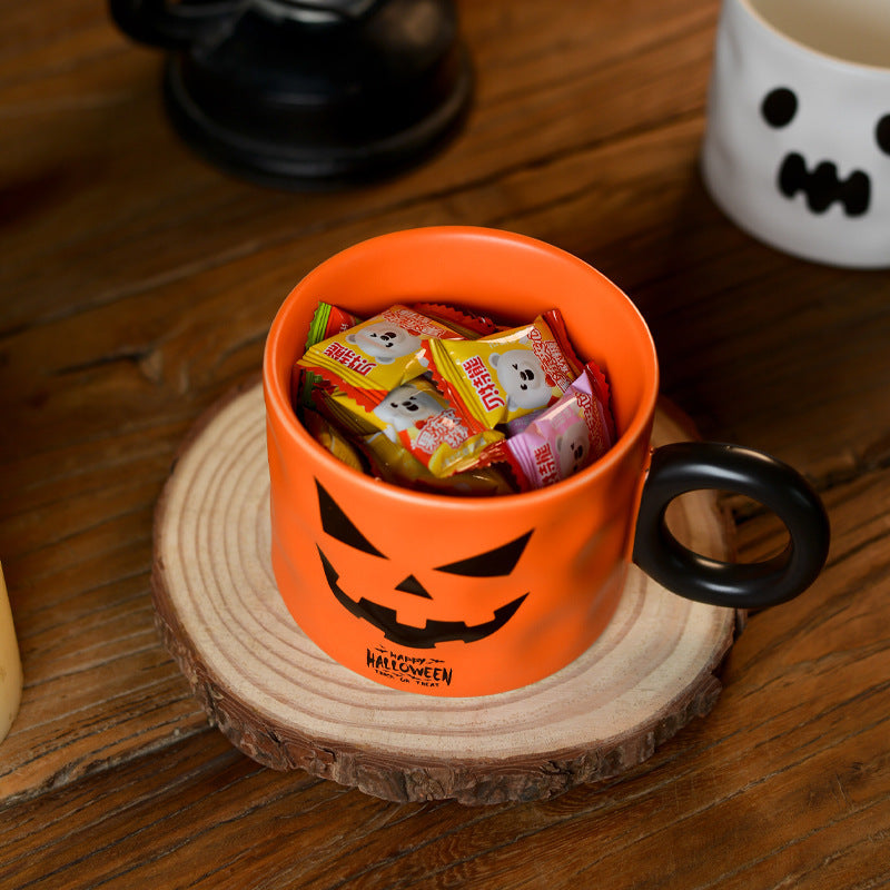 Taza de cerámica con forma de calabaza para recuerdo de fiesta, tazas de cerámica con asa, portátil, bonita taza de regalo de Halloween, suministros duraderos para fiesta de Halloween